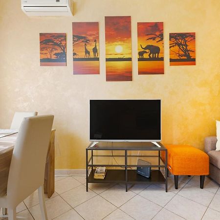 Апартаменты Udine M2 Balcony Apt Милан Экстерьер фото