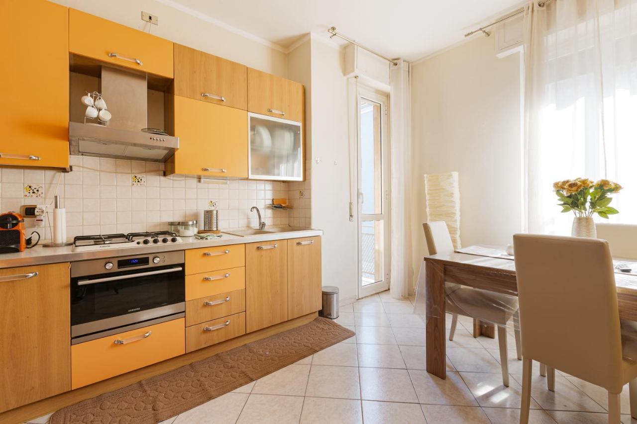 Апартаменты Udine M2 Balcony Apt Милан Экстерьер фото